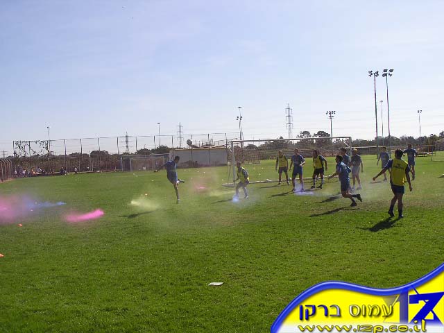 צולם על ידי השחקן ה-12 - כל הזכויות שמורות
