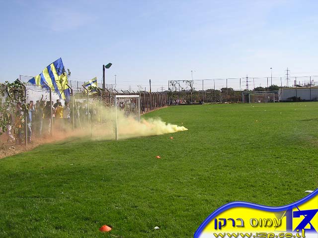 צולם על ידי השחקן ה-12 - כל הזכויות שמורות