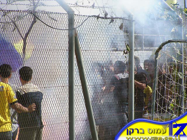 צולם על ידי השחקן ה-12 - כל הזכויות שמורות