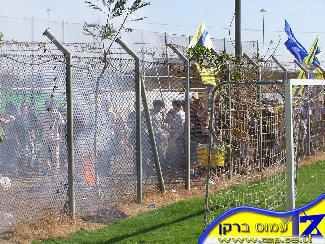 צולם על ידי השחקן ה-12 - כל הזכויות שמורות