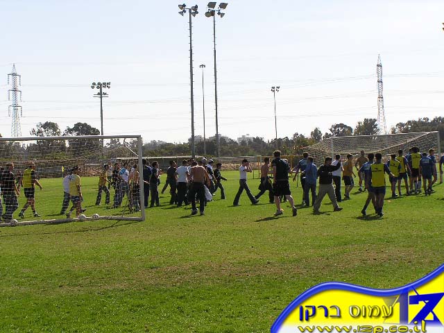 צולם על ידי השחקן ה-12 - כל הזכויות שמורות