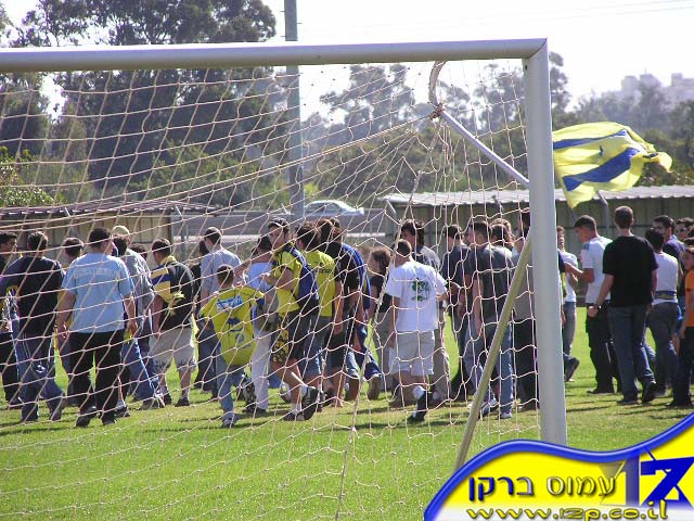 צולם על ידי השחקן ה-12 - כל הזכויות שמורות