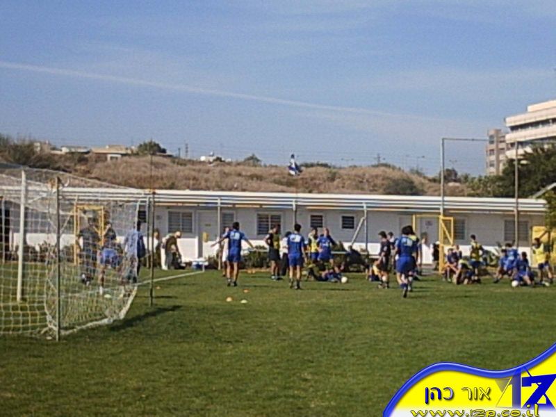 צולם על ידי השחקן ה-12 - כל הזכויות שמורות