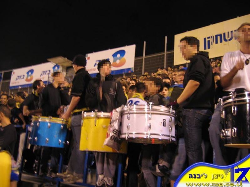 צולם על ידי השחקן ה-12 - כל הזכויות שמורות