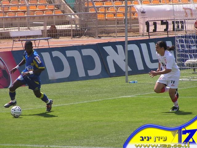 צולם על ידי השחקן ה-12 - כל הזכויות שמורות