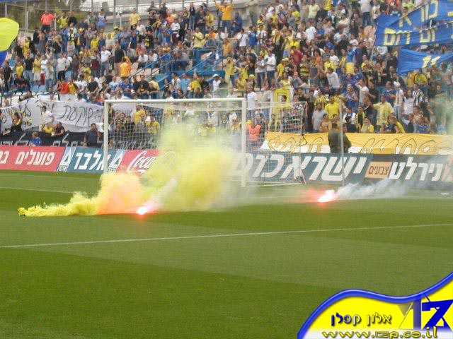 צולם על ידי השחקן ה-12 - כל הזכויות שמורות
