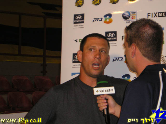 צולם על ידי השחקן ה-12 - כל הזכויות שמורות