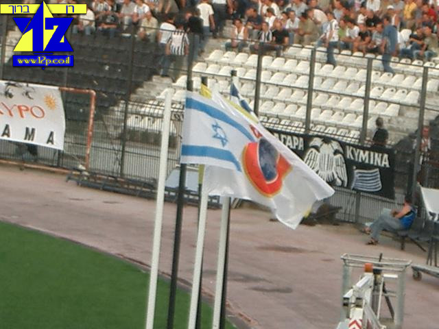 צולם על ידי השחקן ה-12 - כל הזכויות שמורות