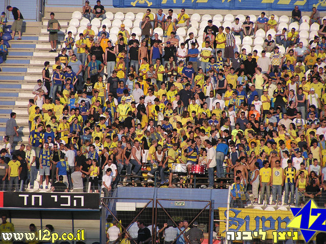צולם על ידי השחקן ה-12 - כל הזכויות שמורות
