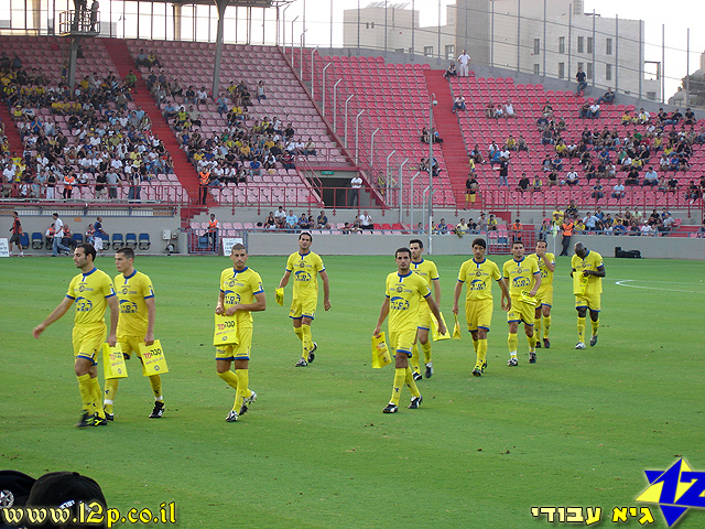 צולם על ידי השחקן ה-12 - כל הזכויות שמורות
