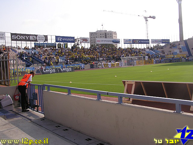 צולם על ידי השחקן ה-12 - כל הזכויות שמורות