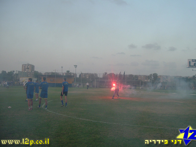 צולם על ידי השחקן ה-12 - כל הזכויות שמורות