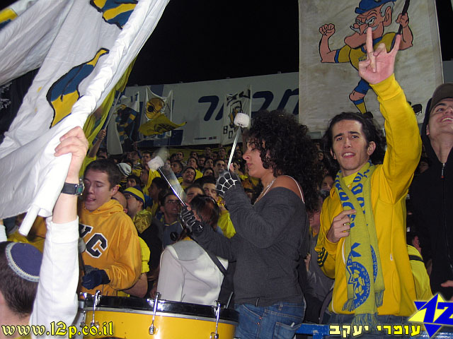 צולם על ידי השחקן ה-12 - כל הזכויות שמורות