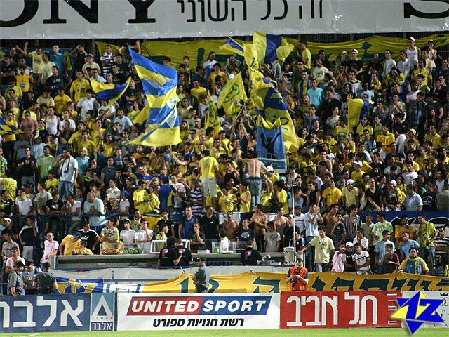 צולם על ידי השחקן ה-12 - כל הזכויות שמורות