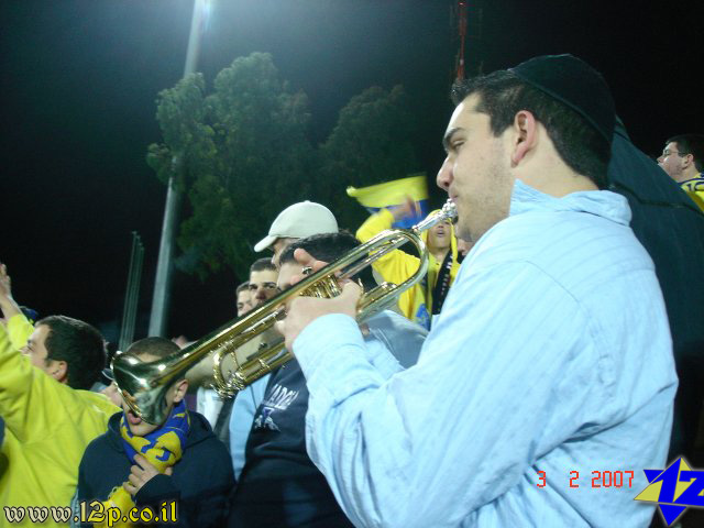 צולם על ידי השחקן ה-12 - כל הזכויות שמורות