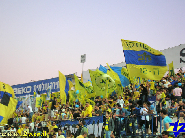 צולם על ידי השחקן ה-12 - כל הזכויות שמורות