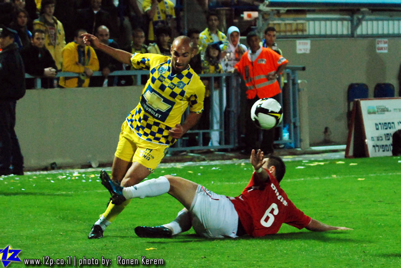 צולם על ידי השחקן ה-12 - כל הזכויות שמורות