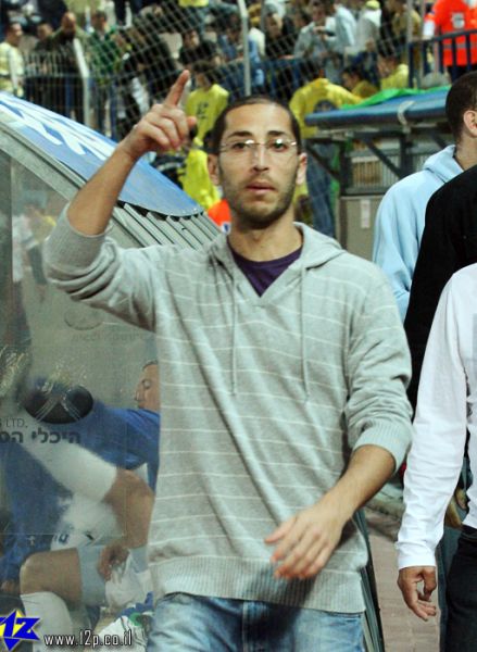 צולם על ידי השחקן ה-12 - כל הזכויות שמורות