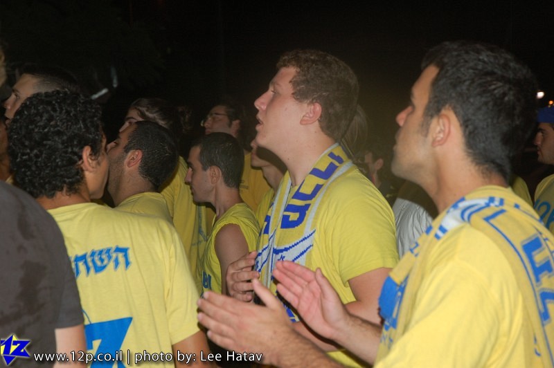 צולם על ידי השחקן ה-12 - כל הזכויות שמורות
