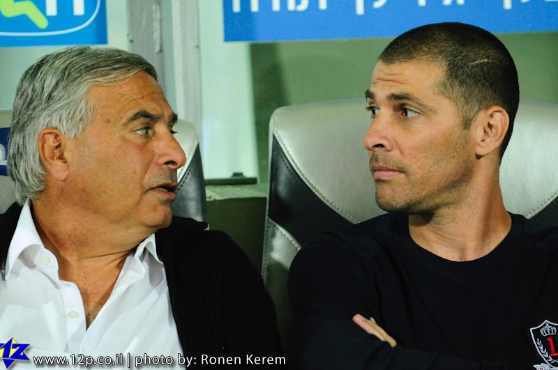 צולם על ידי השחקן ה-12 - כל הזכויות שמורות