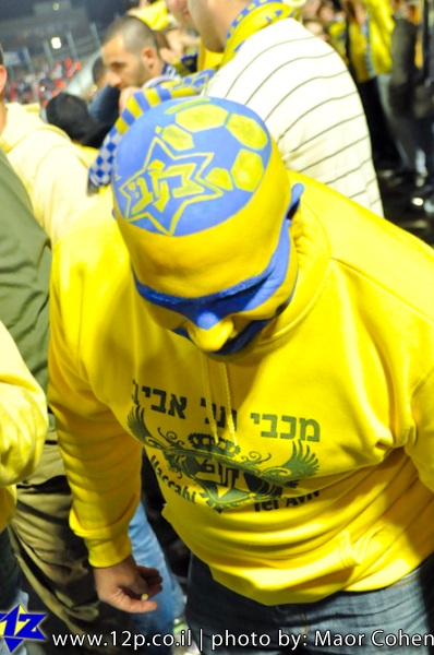 צולם על ידי השחקן ה-12 - כל הזכויות שמורות