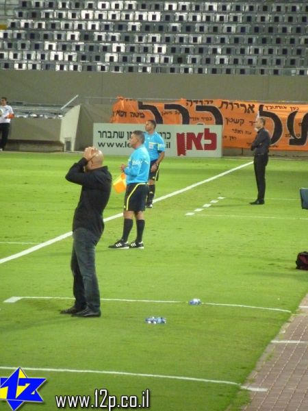 צולם על ידי השחקן ה-12 - כל הזכויות שמורות