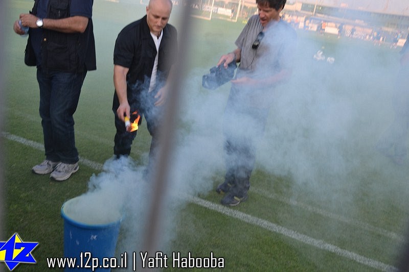 צולם על ידי השחקן ה-12 - כל הזכויות שמורות