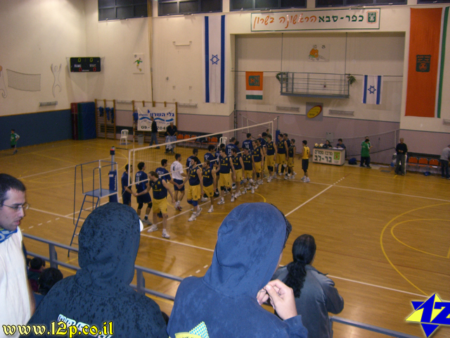 צולם על ידי השחקן ה-12 - כל הזכויות שמורות