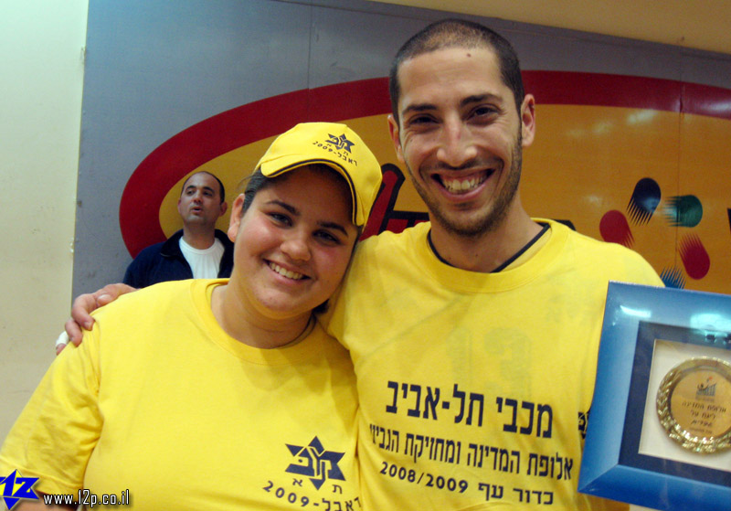 צולם על ידי השחקן ה-12 - כל הזכויות שמורות