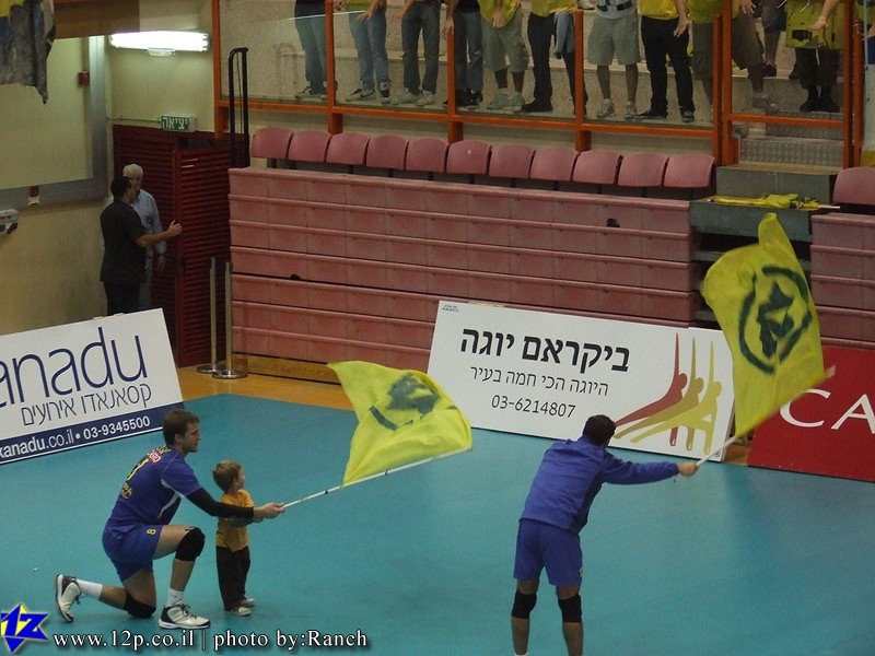 צולם על ידי השחקן ה-12 - כל הזכויות שמורות