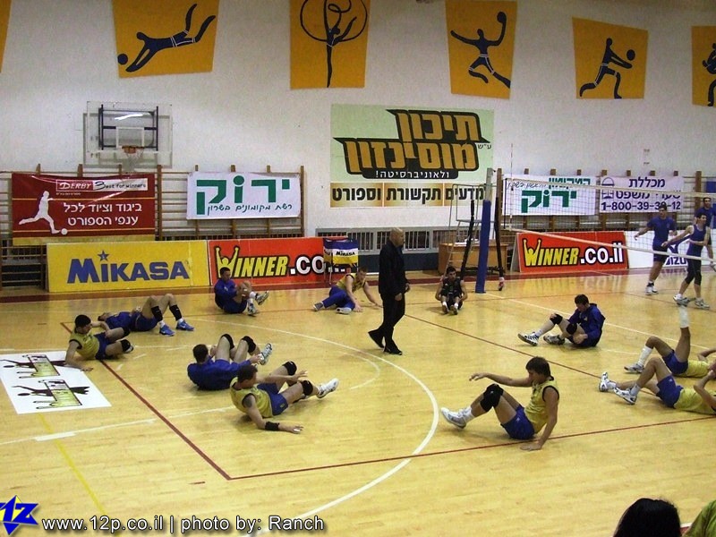 צולם על ידי השחקן ה-12 - כל הזכויות שמורות