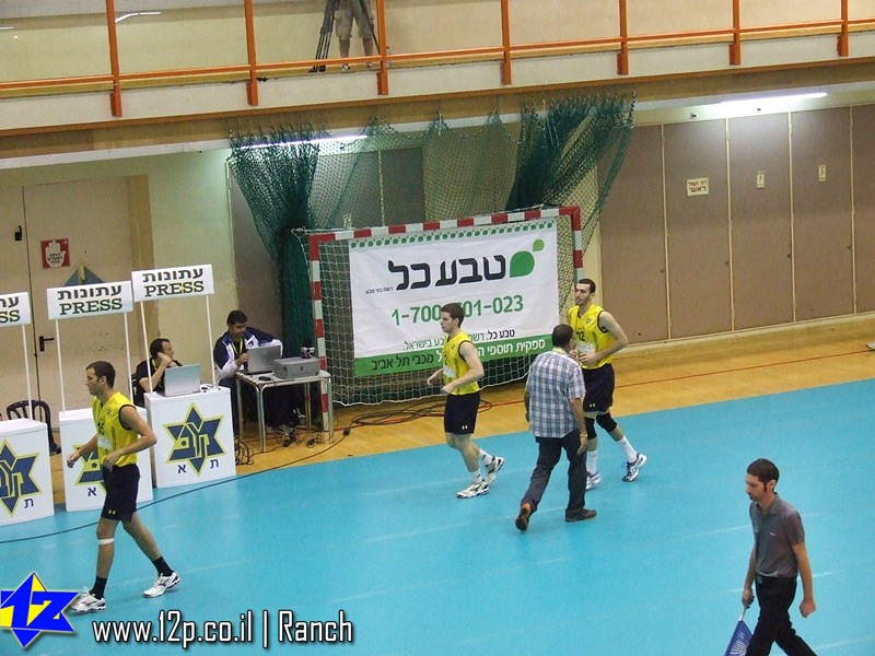 צולם על ידי השחקן ה-12 - כל הזכויות שמורות