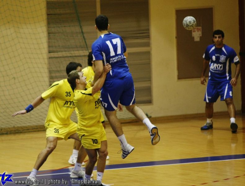 צולם על ידי השחקן ה-12 - כל הזכויות שמורות