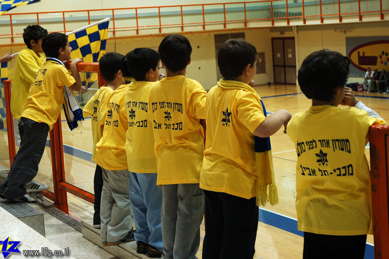 צולם על ידי השחקן ה-12 - כל הזכויות שמורות