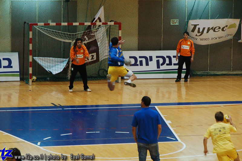 צולם על ידי השחקן ה-12 - כל הזכויות שמורות