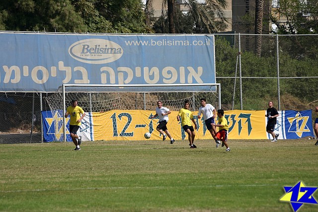 צולם על ידי השחקן ה-12 - כל הזכויות שמורות