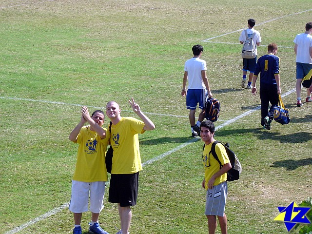 צולם על ידי השחקן ה-12 - כל הזכויות שמורות