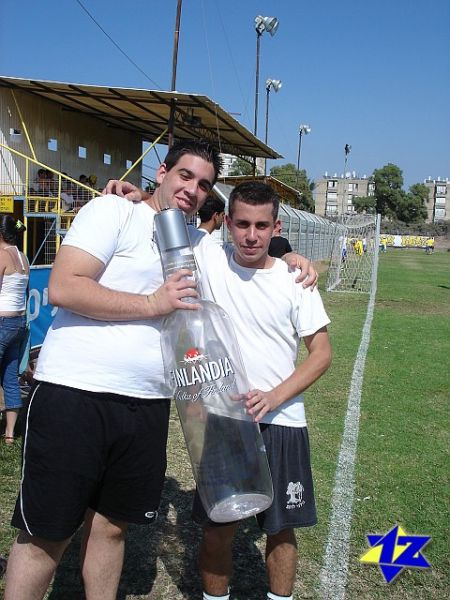 צולם על ידי השחקן ה-12 - כל הזכויות שמורות