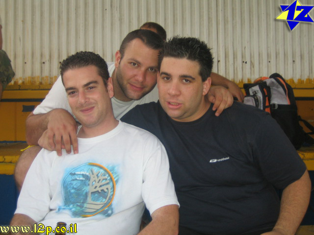 צולם על ידי השחקן ה-12 - כל הזכויות שמורות