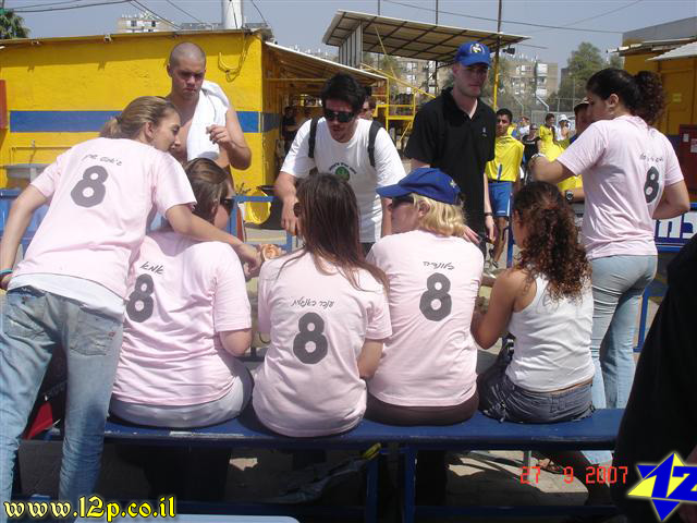 צולם על ידי השחקן ה-12 - כל הזכויות שמורות