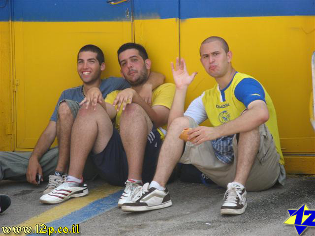 צולם על ידי השחקן ה-12 - כל הזכויות שמורות