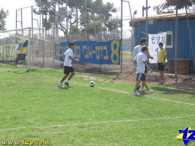 צולם על ידי השחקן ה-12 - כל הזכויות שמורות