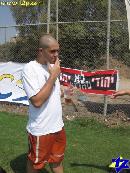 צולם על ידי השחקן ה-12 - כל הזכויות שמורות