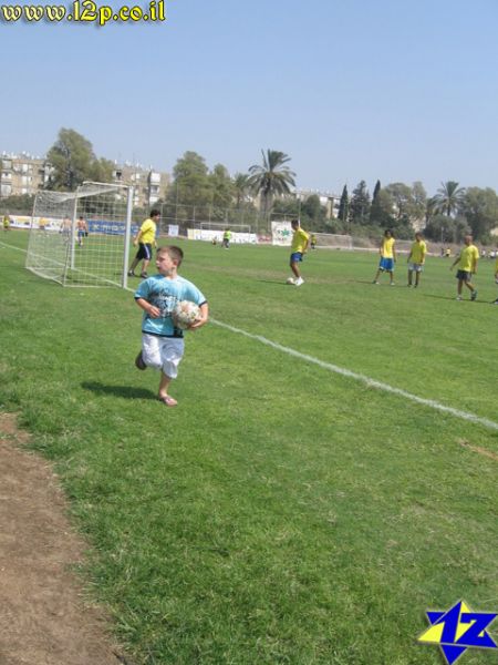 צולם על ידי השחקן ה-12 - כל הזכויות שמורות