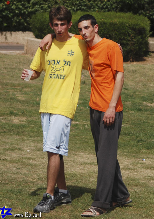 צולם על ידי השחקן ה-12 - כל הזכויות שמורות