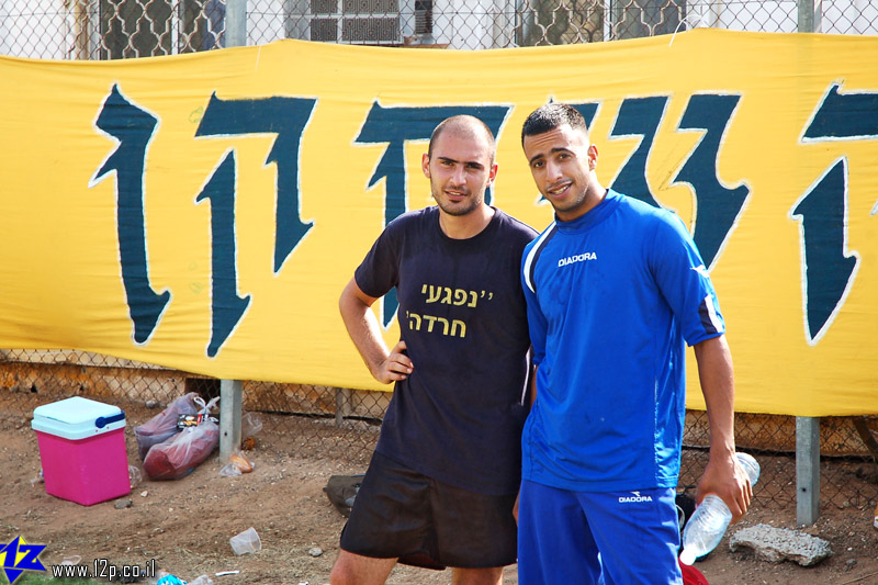 צולם על ידי השחקן ה-12 - כל הזכויות שמורות