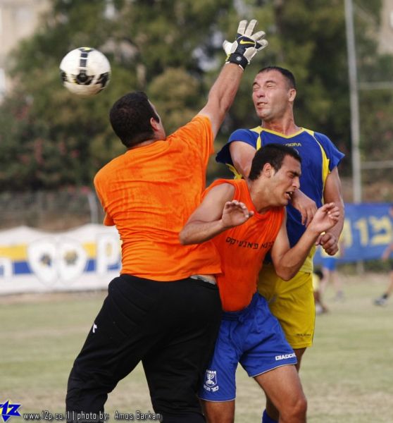 צולם על ידי השחקן ה-12 - כל הזכויות שמורות