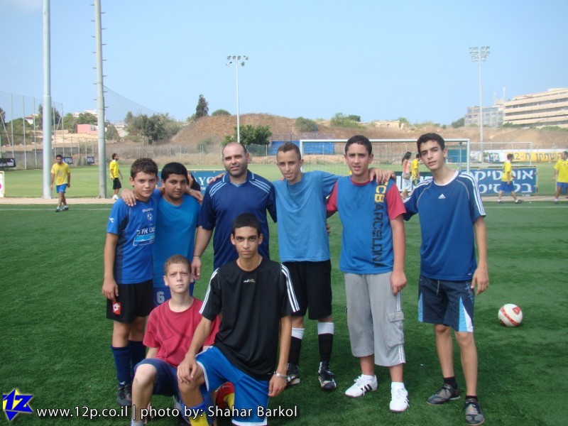 צולם על ידי השחקן ה-12 - כל הזכויות שמורות