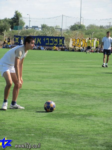 צולם על ידי השחקן ה-12 - כל הזכויות שמורות
