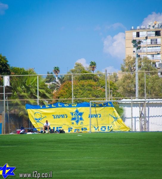 צולם על ידי השחקן ה-12 - כל הזכויות שמורות